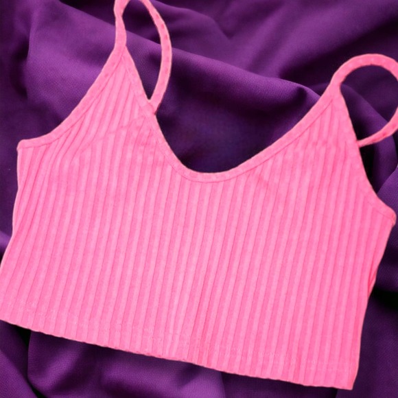 Shein solid ribbed knit cropped cami top - Picture 4 of 5